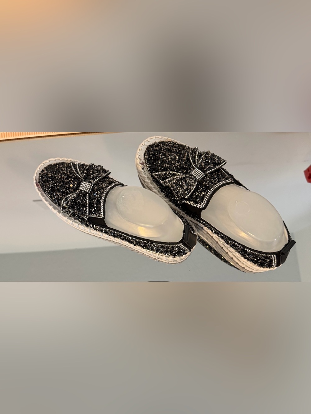 NEW Women’s Black/Silver Crystal Bling Bowknot Slip-On Loafers Size 10 $25